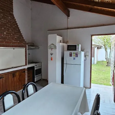 Casa Tinta Roja 2 De 1 Dormitorio Villa Gesell Exterior photo
