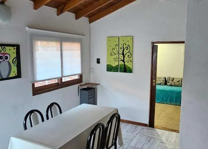 Casa Tinta Roja 2 De 1 Dormitorio