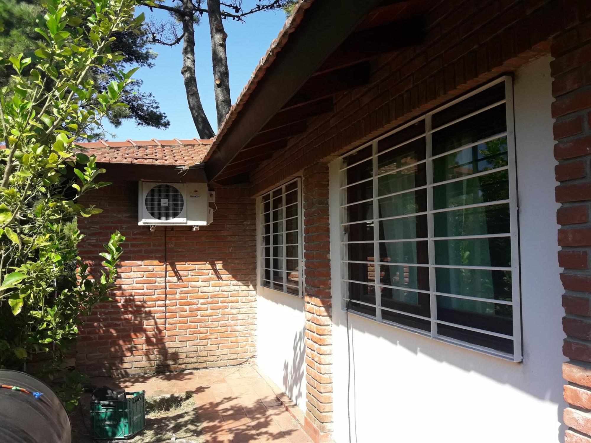 Holiday home Casa Tinta Roja 2 De 1 Villa Gesell